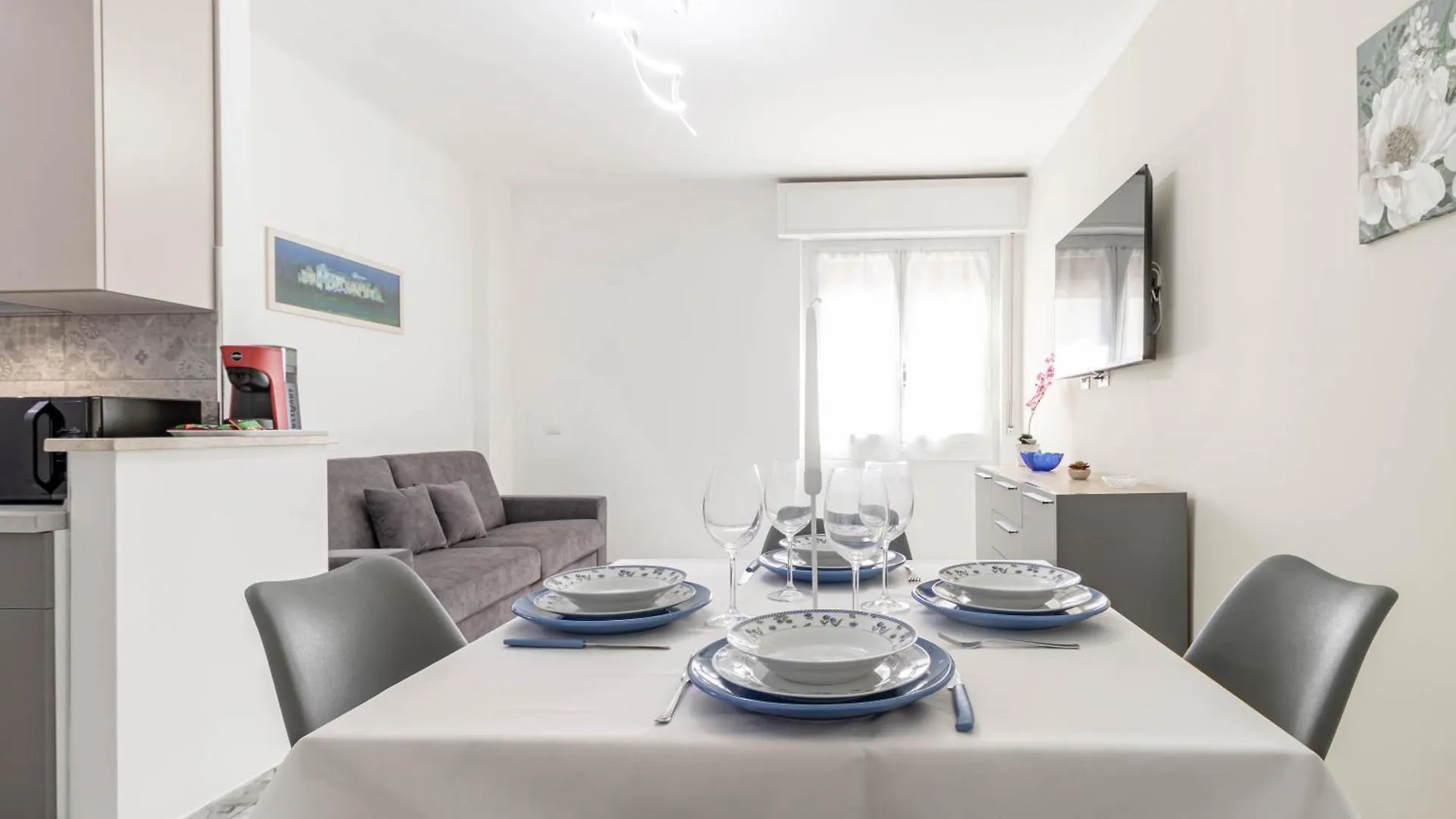 H11 Destinazione Mare Centro - Spiagge Apartment Arma di Taggia Italy
